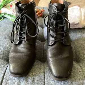 Sofft black leather lace up boots